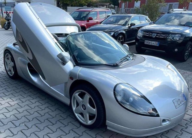 Cheap Cars With Butterfly Doors